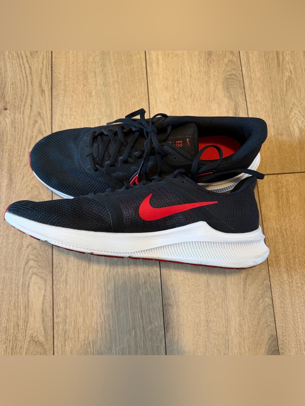 NIKE DOWNSHIFTER 12 MEN'S RUNNING SHOE.